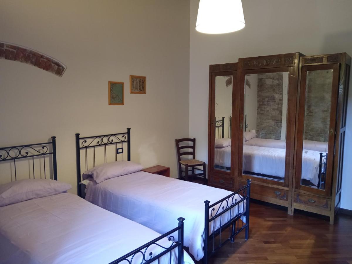 פיזה Maioliche Cozy Apartment מראה חיצוני תמונה